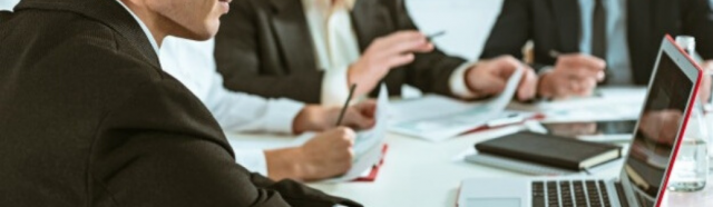 Відмінність між роботами та послугами: як правильно визначити Відмінність між роботами та послугами: як правильно визначити