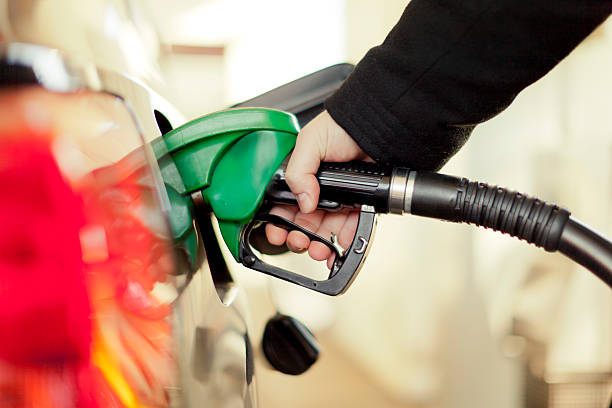 Як визначити очікувану вартість бензину, автомобільного газового пального? Допоміжні засоби порталу Радник